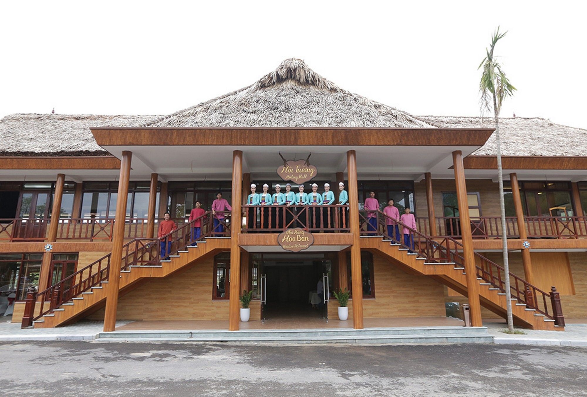 Hoa Binh Hotel Exterior photo